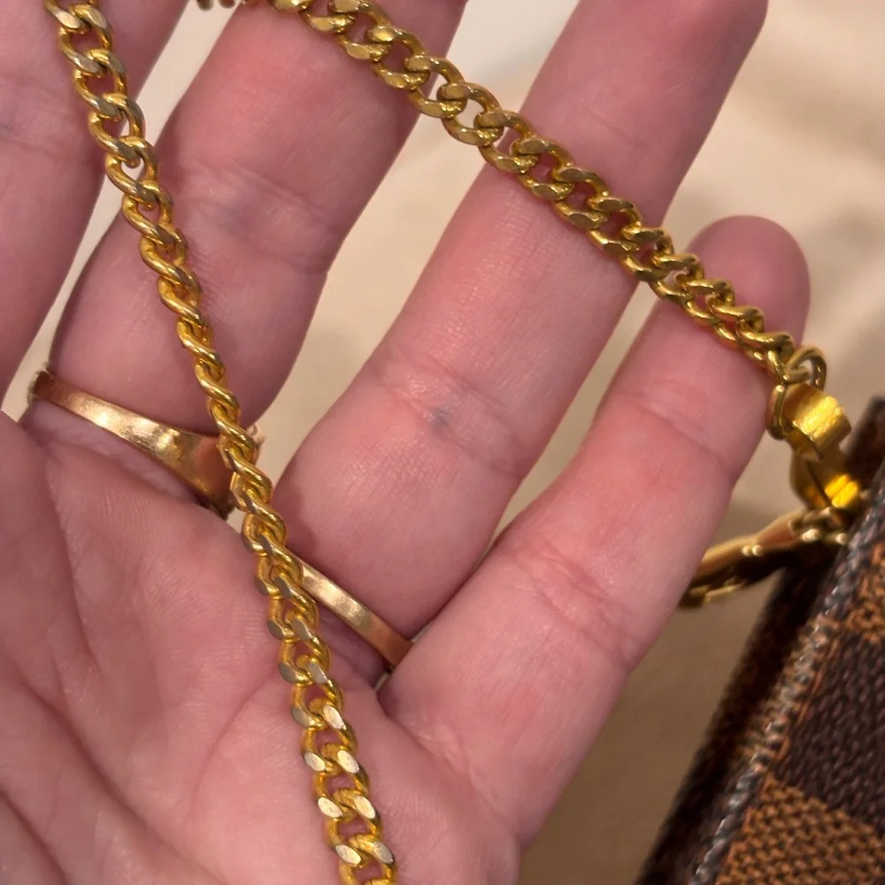 Louis Vuitton LV Damier Ebene Marais Bucket Zip Pouch - Picture 7 of 15